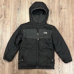 The North Face youth/boys/girls size 7/8 black/gray Polartec winter coat jacket